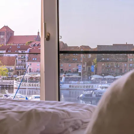 Sieglinde - In Der Hafenresidenz Mit Balkon & Wellness