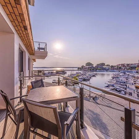 Apartment Sieglinde - In Der Hafenresidenz Mit Balkon & Wellness Waren (Mueritz)