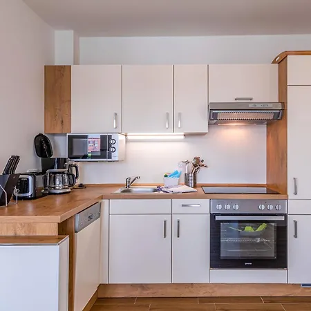 Sieglinde - In Der Hafenresidenz Mit Balkon & Wellness Apartment *